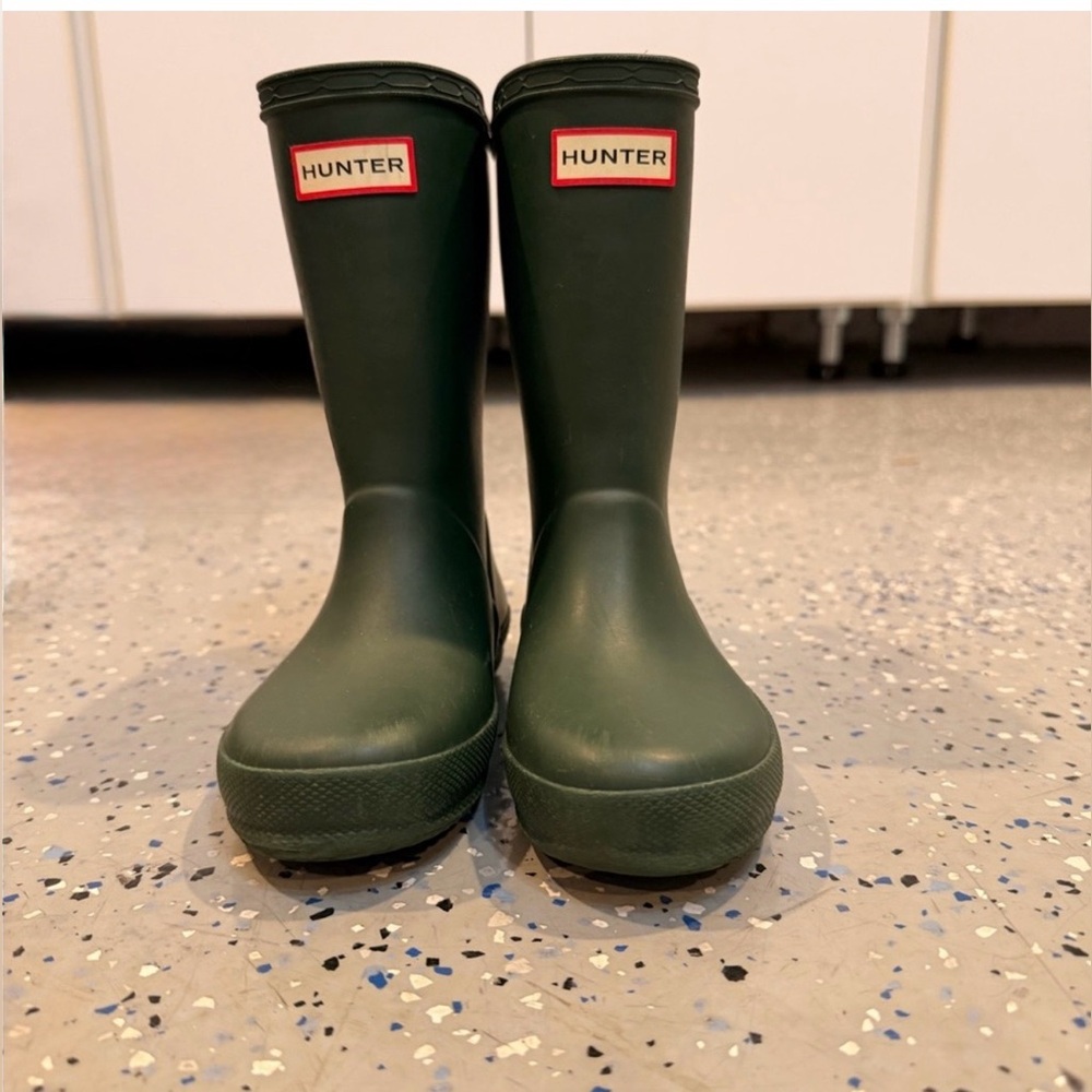Hunter Kids Green Rain Boots - Size 9